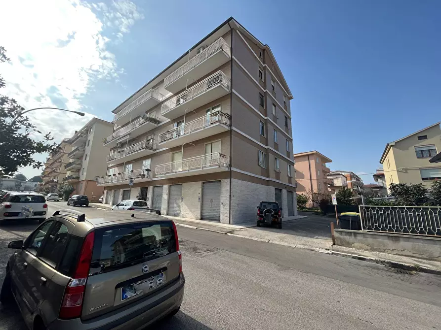 Immagine 1 di Appartamento in vendita  in VIA DELLA LIBERTA' a Vasto
