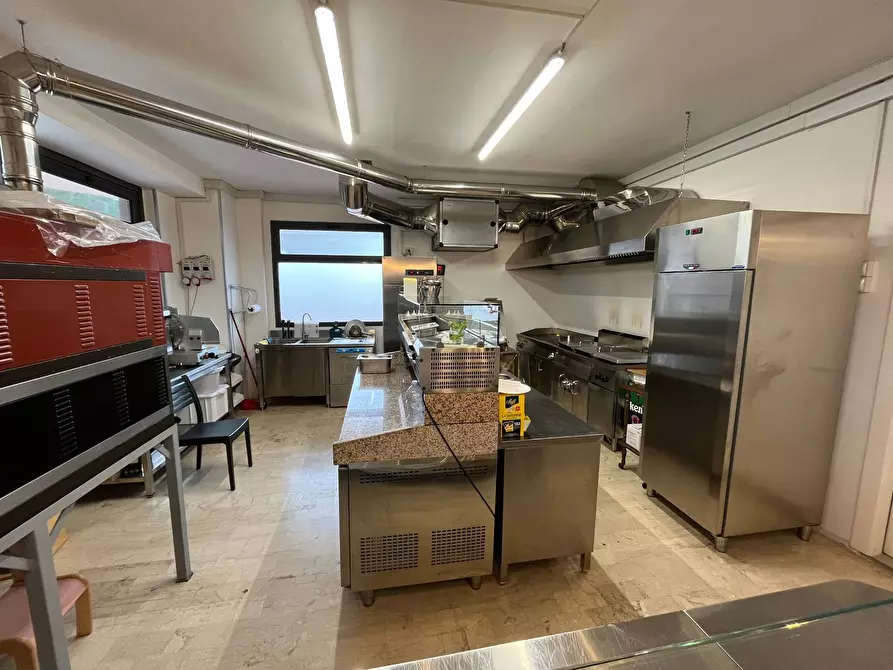 Immagine 12 di Agriturismo in vendita  in VIA MAGELLANO a San Salvo