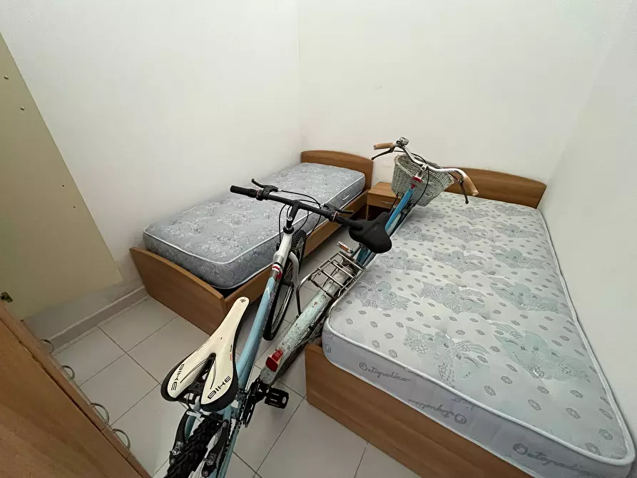 Immagine 6 di Locale commerciale in vendita  in PIAZZA ABRUZZO a San Salvo