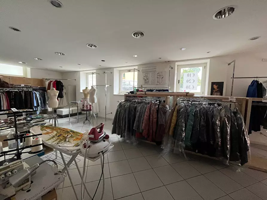 Immagine 4 di Agriturismo in vendita  in VIA BOCCACCIO a Vasto