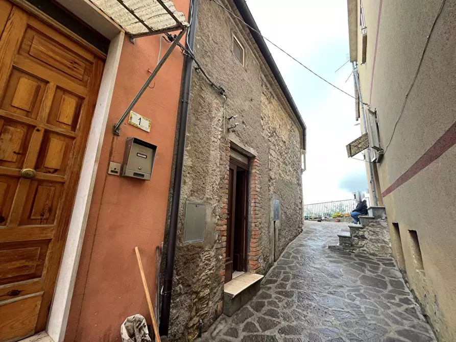 Immagine 24 di Casa semindipendente in vendita  in VIA GIARDINO 10 a Guilmi