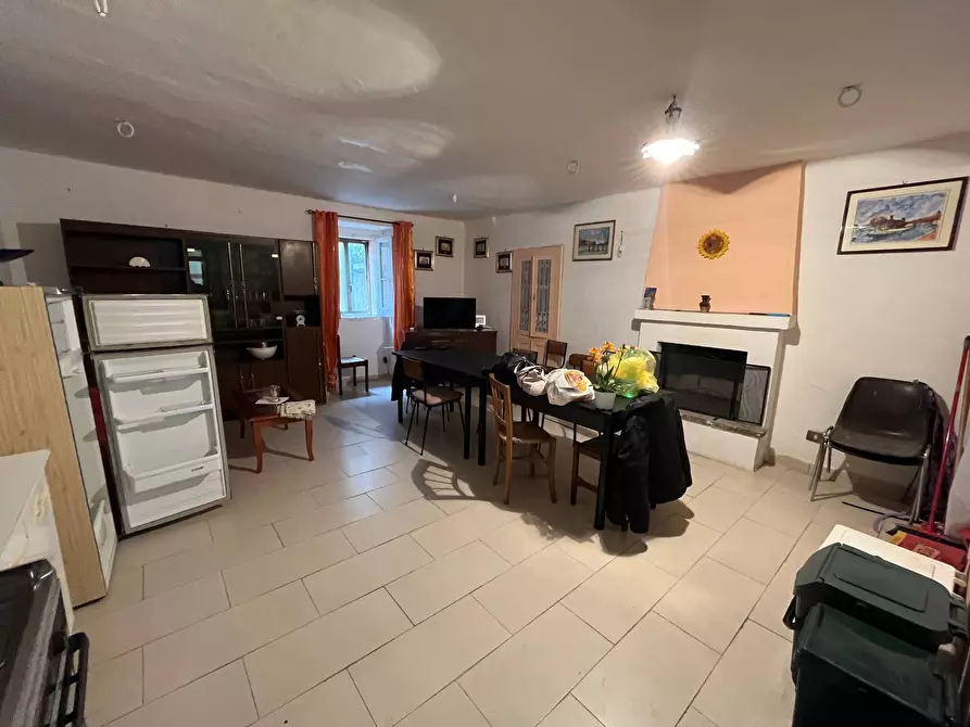 Immagine 4 di Casa semindipendente in vendita  in VIA GIARDINO 10 a Guilmi