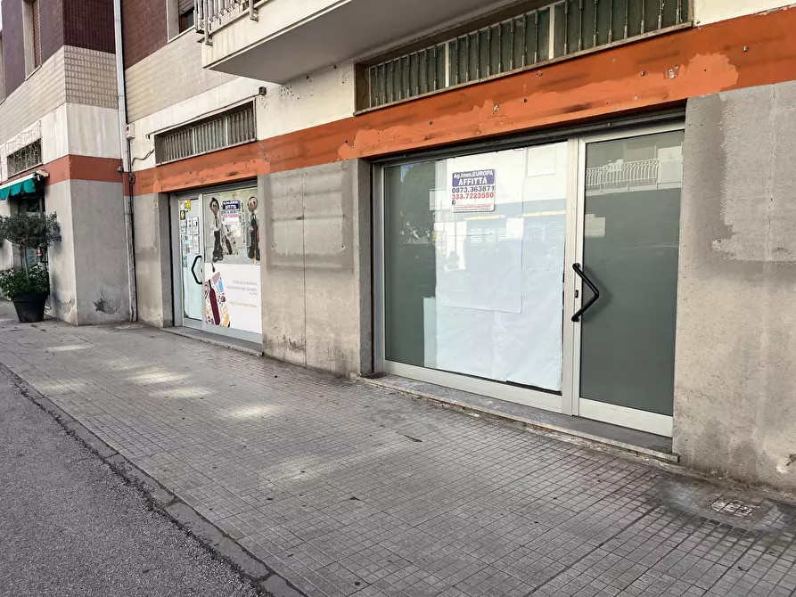 Immagine 6 di Locale commerciale in affitto  in VIA CICCARONE a Vasto