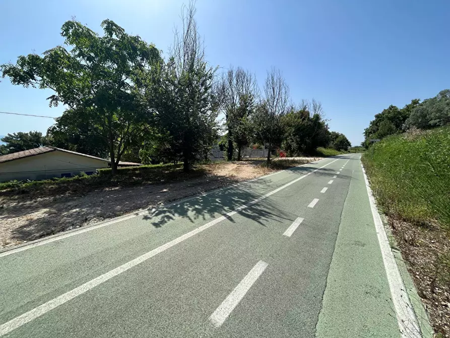 Immagine 10 di Casa indipendente in vendita  in VIA VIGNOLA III a Vasto