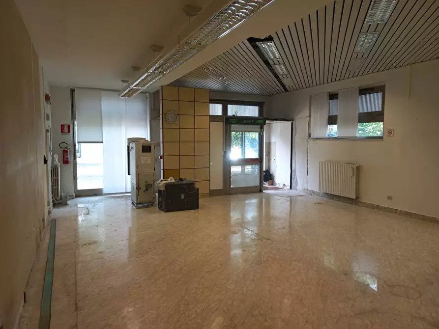 Immagine 2 di Locale commerciale in affitto  in VIA DANTE ALIGHIERI a Scerni