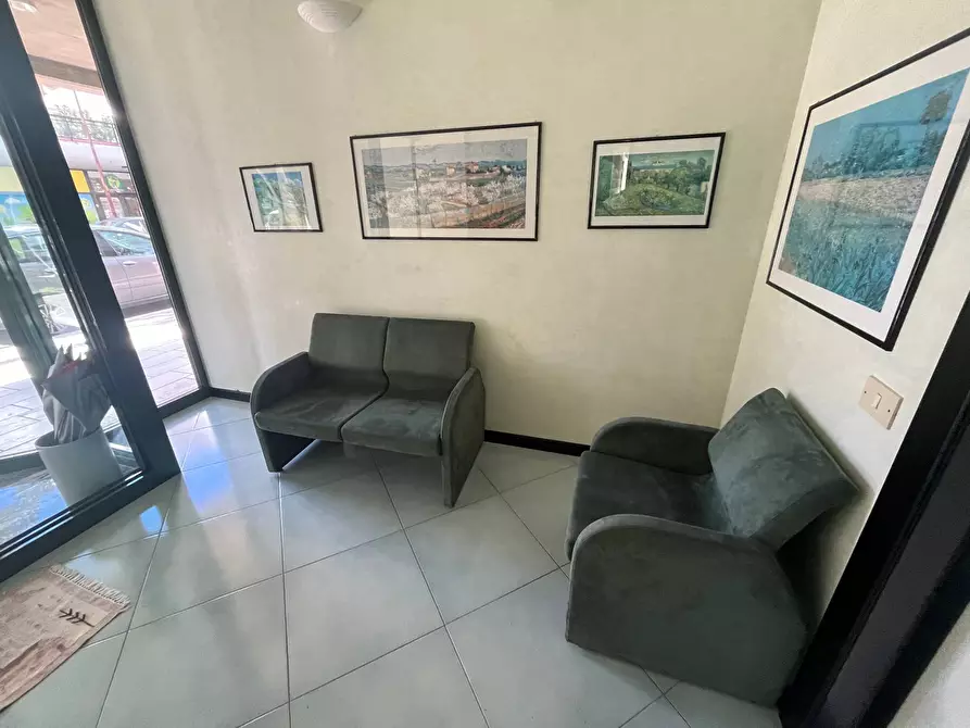 Immagine 12 di Locale commerciale in vendita  in VIA PLATONE a Vasto