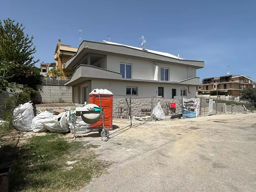 Immagine 8 di Appartamento in vendita  in VIA DON FELICE PICCIRILLI a Vasto