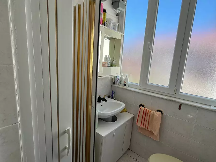 Immagine 14 di Appartamento in vendita  in VIA CICCARONE a Vasto