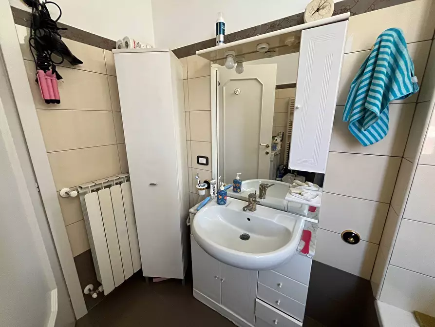 Immagine 17 di Appartamento in vendita  in VIA CICCARONE a Vasto