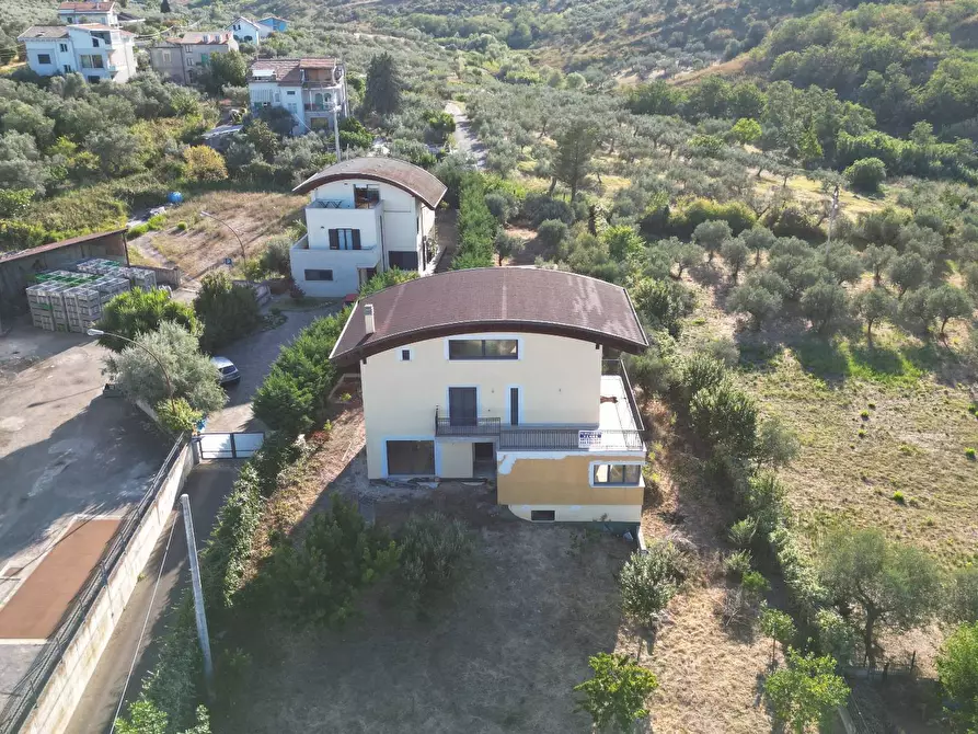 Immagine 41 di Villa in vendita  in VIA MONTEVECCHIO a Vasto