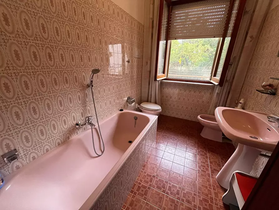 Immagine 18 di Appartamento in vendita  in VIA DEL GIGLIO a Vasto