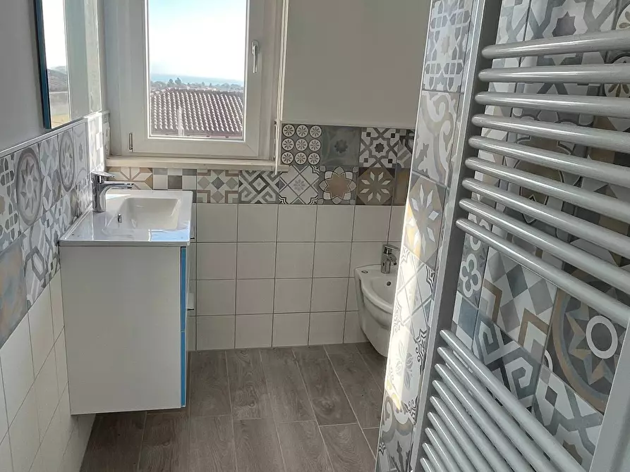 Immagine 16 di Casa indipendente in vendita  in VIA INCORONATA a Vasto