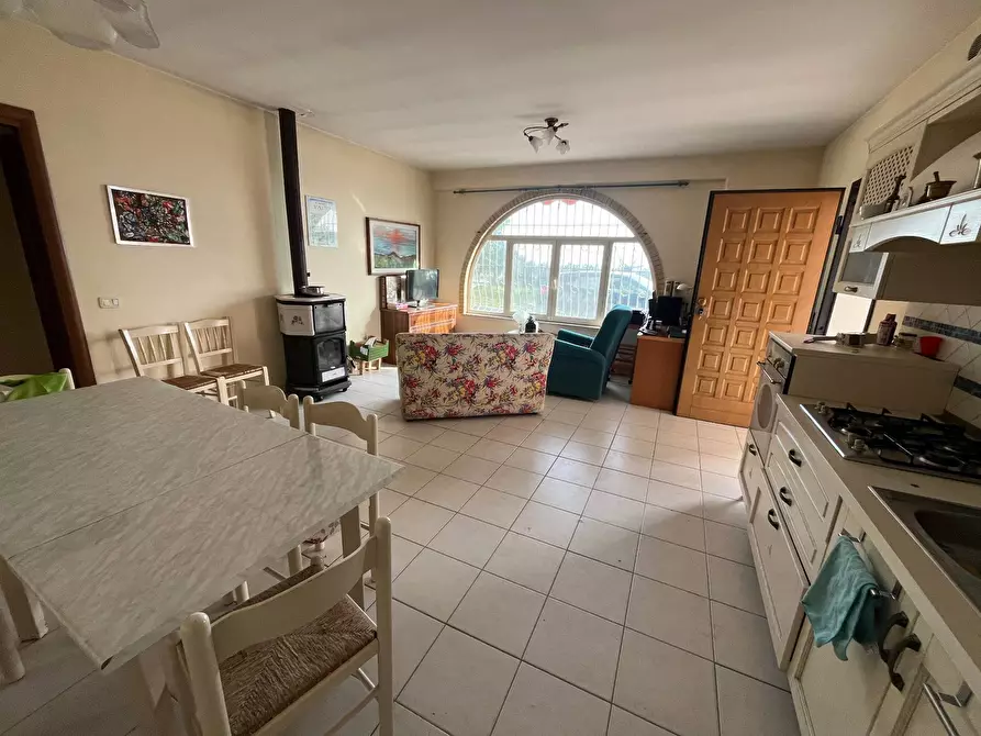 Immagine 14 di Villa in vendita  in VIA OSCA a Vasto