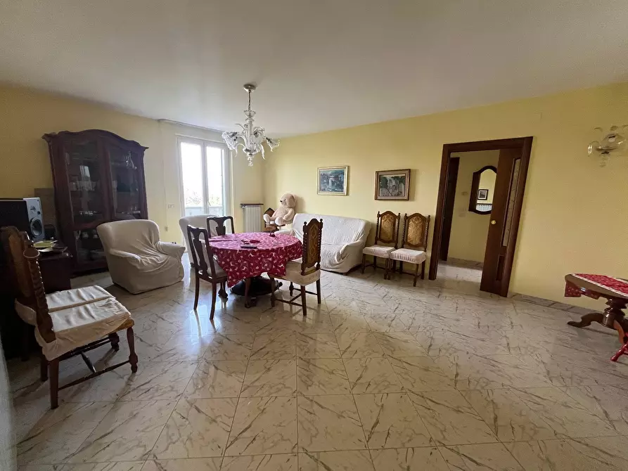 Immagine 22 di Villa in vendita  in VIA OSCA a Vasto