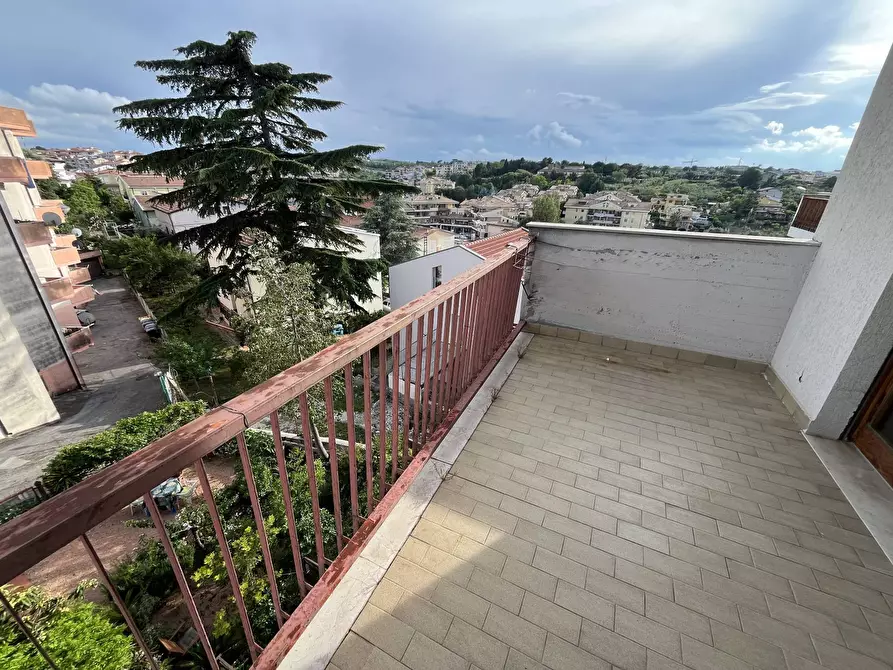 Immagine 10 di Appartamento in vendita  in VIA ANTONIO MARCHESANI a Vasto