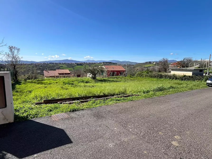 Immagine 10 di Terreno residenziale in vendita  in VIA FONTICELLI a Pollutri