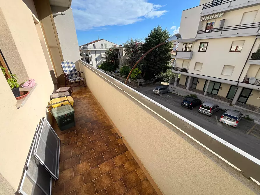 Immagine 10 di Appartamento in vendita  in VIA DELLE GARDENIE a Vasto