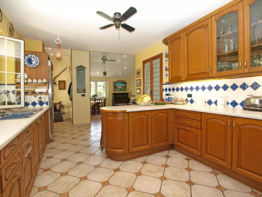 Immagine 8 di Villa in vendita  in VIA PIANO CROCE a Pollutri