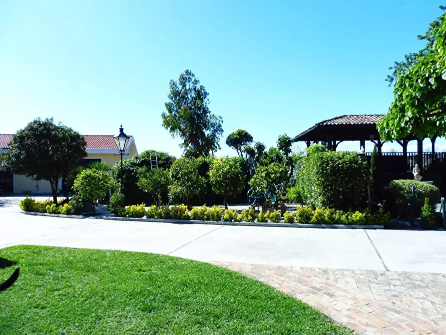 Immagine 27 di Villa in vendita  in VIA PIANO CROCE a Pollutri