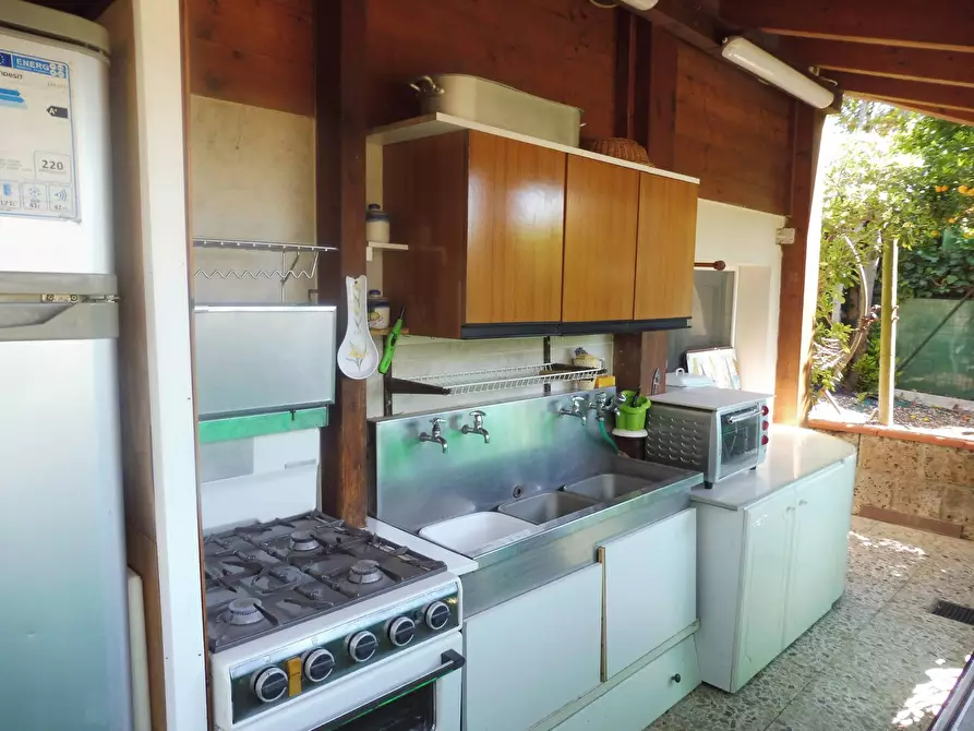 Immagine 32 di Villa in vendita  in VIA PIANO CROCE a Pollutri