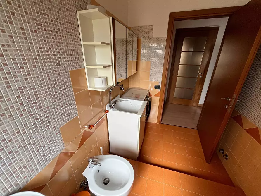 Immagine 17 di Appartamento in vendita  in CORSO EUROPA a Vasto