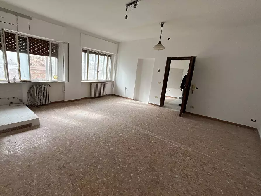 Immagine 2 di Casa semindipendente in vendita  in PIAZZA SANTA CHIARA a Vasto
