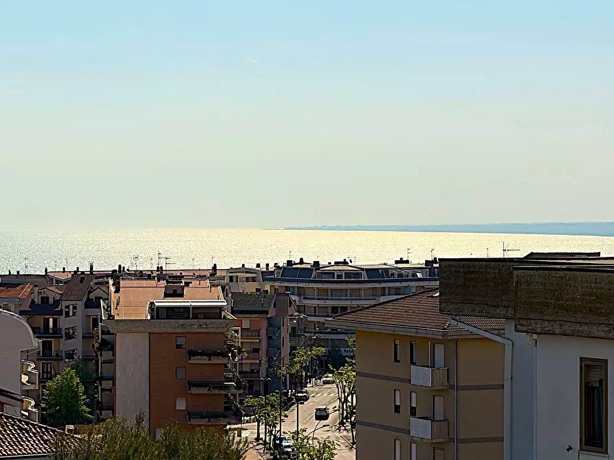 Immagine 25 di Appartamento in vendita  in CORSO MAZZINI 320 a Vasto
