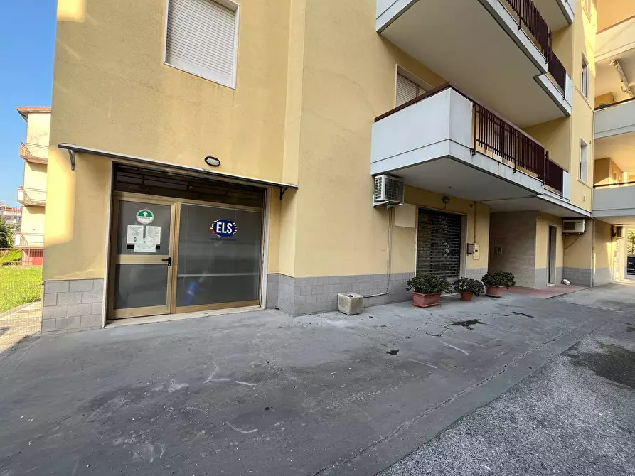 Immagine 8 di Locale commerciale in affitto  in VIA FURCI a Vasto