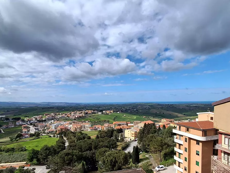 Immagine 34 di Appartamento in vendita  in VIA FRENTANA a Montenero Di Bisaccia