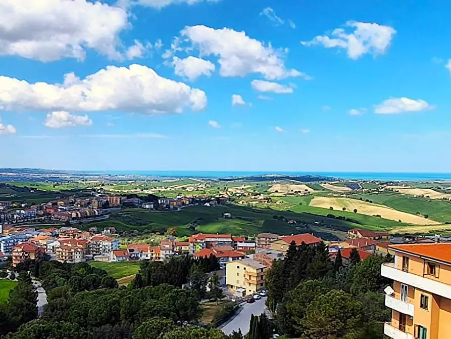 Immagine 36 di Appartamento in vendita  in VIA FRENTANA a Montenero Di Bisaccia