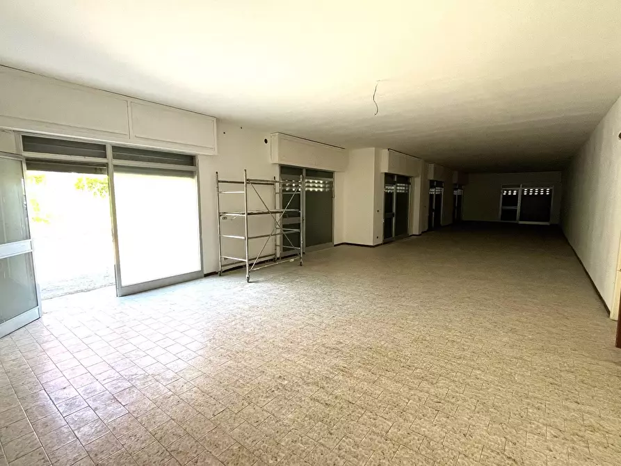Immagine 2 di Agriturismo in vendita  in VIA CONTI RICCI a Vasto