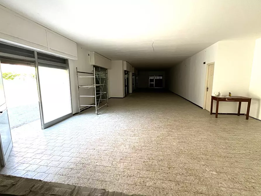 Immagine 5 di Agriturismo in vendita  in VIA CONTI RICCI a Vasto