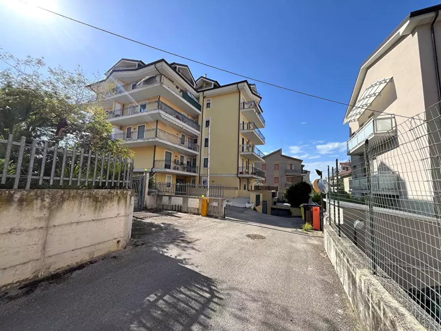 Immagine 57 di Casa indipendente in vendita  in VIA CATONE a Vasto