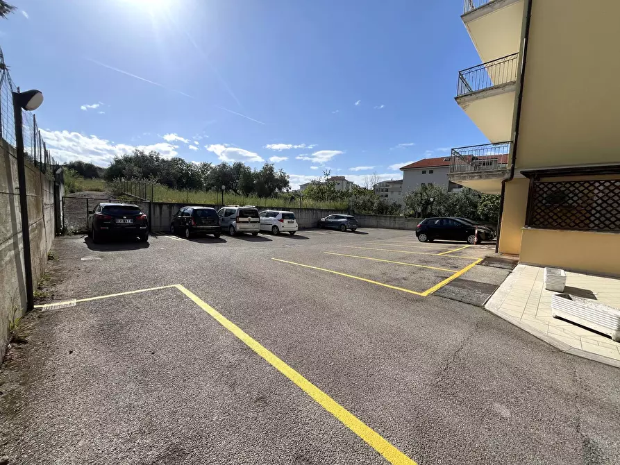 Immagine 54 di Casa indipendente in vendita  in VIA CATONE a Vasto