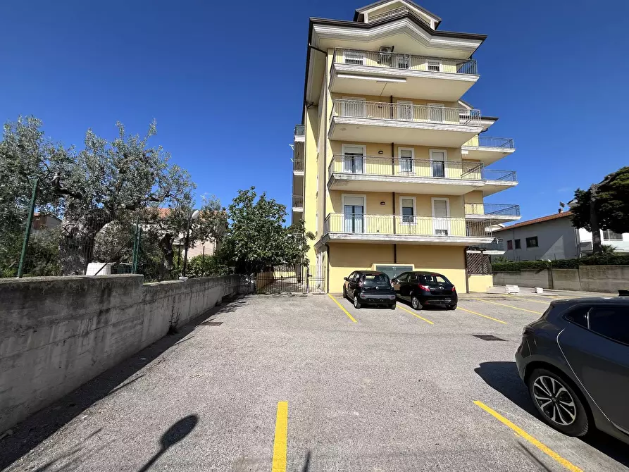 Immagine 53 di Casa indipendente in vendita  in VIA CATONE a Vasto