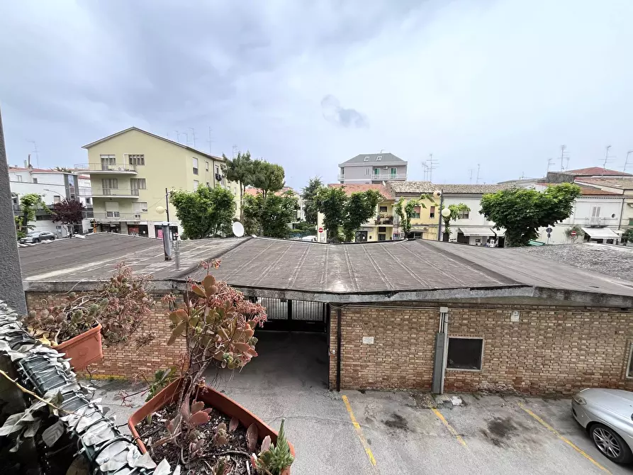 Immagine 17 di Appartamento in vendita  in CORSO MAZZINI a Vasto