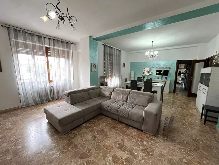 Immagine 1 di Appartamento in vendita  in CORSO MAZZINI a Vasto