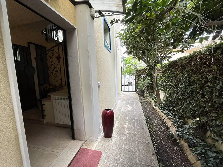 Immagine 20 di Villetta a schiera in vendita  in VIA DEL PORTO 100/R a Vasto