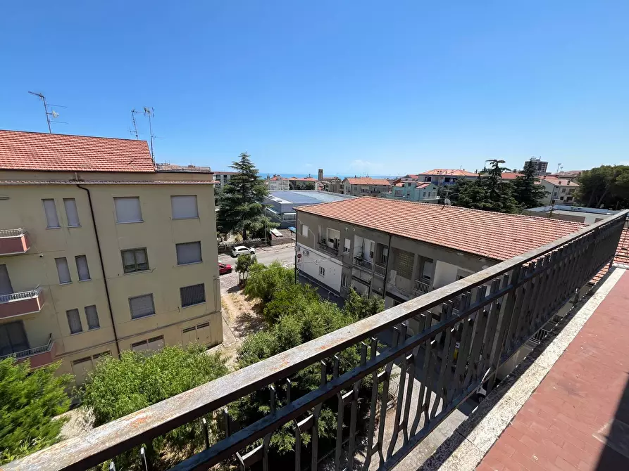 Immagine 6 di Appartamento in vendita  in VIA PIETRO MICCA a Vasto