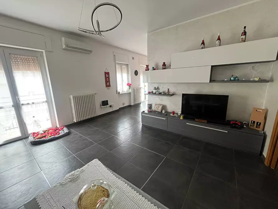 Immagine 6 di Casa semindipendente in vendita  in VIA SOLFERINO a Cupello