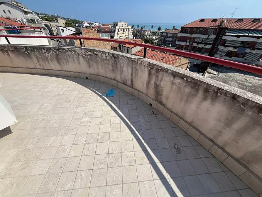 Immagine 21 di Appartamento in vendita  in VIALE DALMAZIA a Vasto