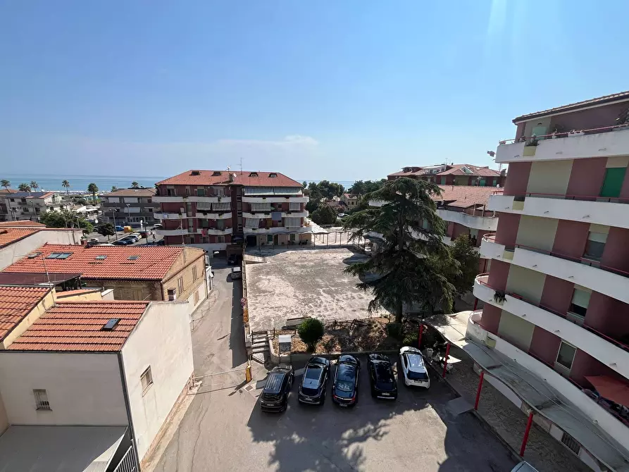 Immagine 24 di Appartamento in vendita  in VIALE DALMAZIA a Vasto