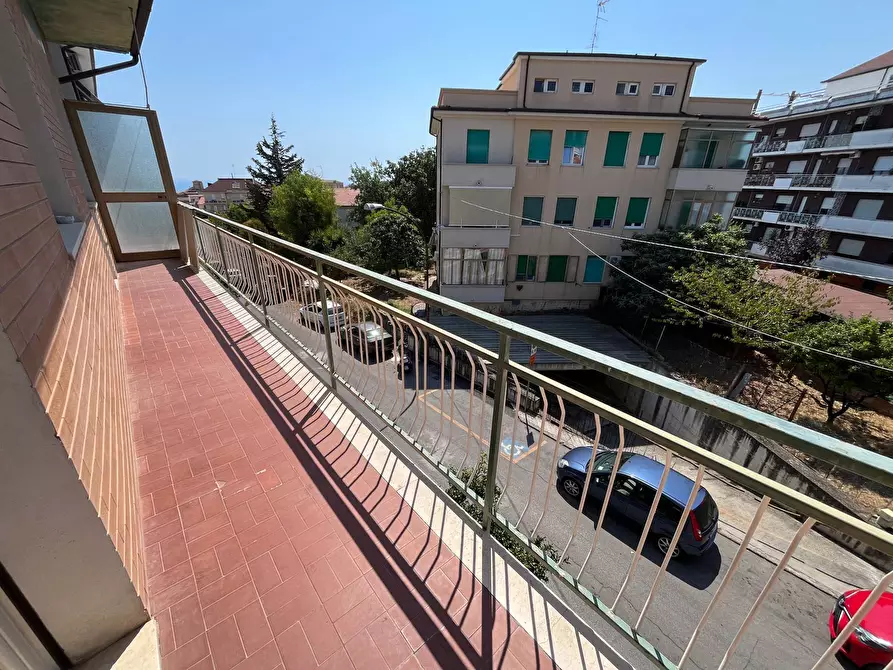 Immagine 13 di Appartamento in vendita  in VIA MICHETTI a Vasto