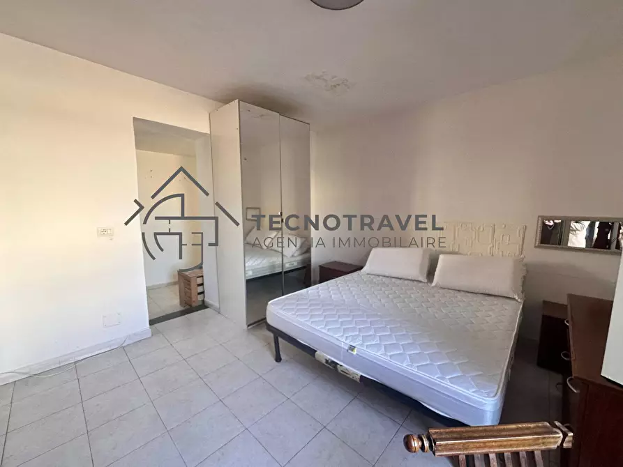 Immagine 7 di Appartamento in vendita  in via camillo cucca 8 a Napoli