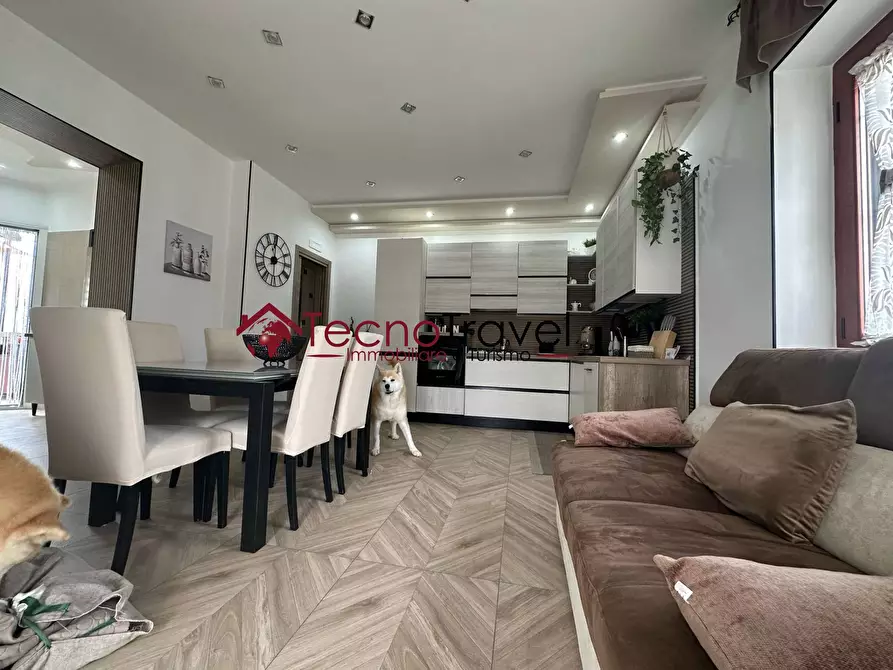 Immagine 8 di Appartamento in vendita  in via matilde serao 8 a Casavatore