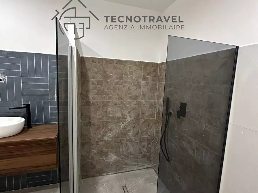 Immagine 20 di Appartamento in vendita  in Salita Santa Maria Apparente 8 a Napoli