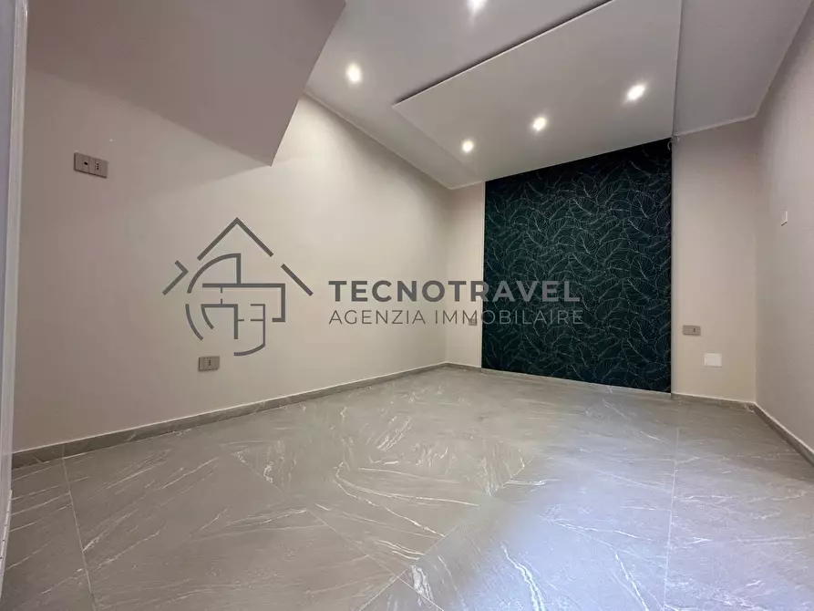 Immagine 16 di Appartamento in vendita  in Salita Santa Maria Apparente 8 a Napoli