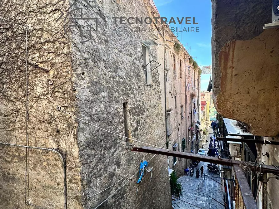 Immagine 36 di Appartamento in vendita  in Salita Santa Maria Apparente 8 a Napoli