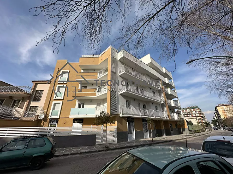 Immagine 2 di Locale commerciale in affitto  in via pio xii 43 a Casoria