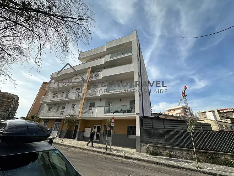 Immagine 6 di Locale commerciale in affitto  in via pio xii 43 a Casoria